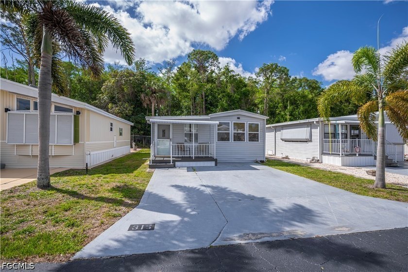 INVESTOR OR HANDYMAN SPECIAL located in desirable Fountain View - Beach Home for sale in North Fort Myers, Florida on Beachhouse.com