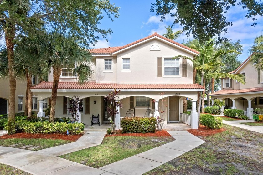 Nestled on a desirable corner lot in the tree-lined community of - Beach Townhome/Townhouse for sale in Delray Beach, Florida on Beachhouse.com
