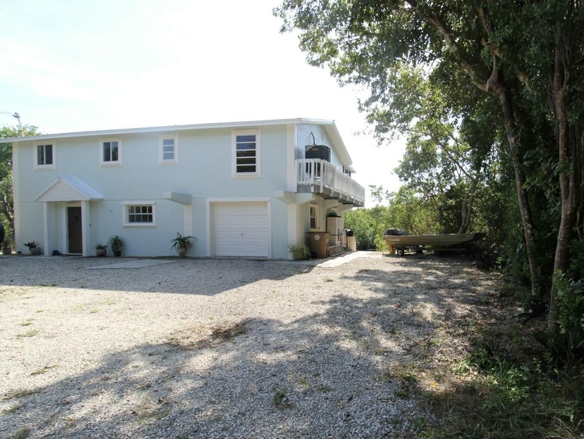 Beautiful home in Key Largo, this house has everything you will - Beach Home for sale in Key Largo, Florida on Beachhouse.com