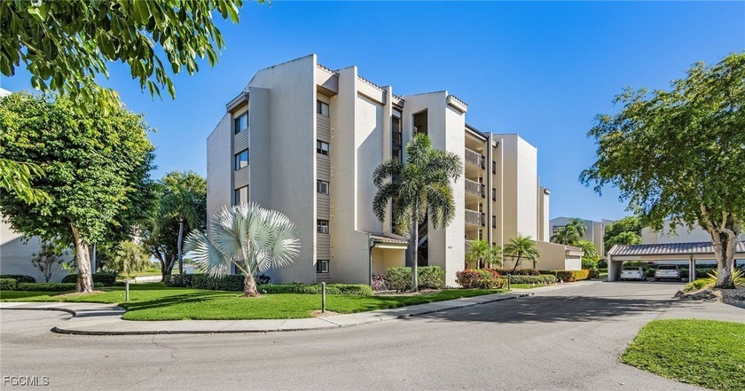 Enjoy great tropical, serene lake and golf views from this - Beach Condo for sale in Fort Myers, Florida on Beachhouse.com
