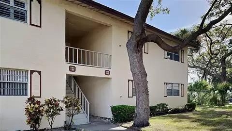 Super cute 2-bedroom 2 bath condo. Spacious end unit on second - Beach Condo for sale in Melbourne, Florida on Beachhouse.com