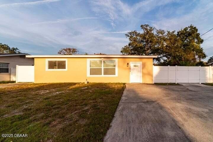 Discover this beautifully updated 3-bedroom, 2-bath home in - Beach Home for sale in Daytona Beach, Florida on Beachhouse.com