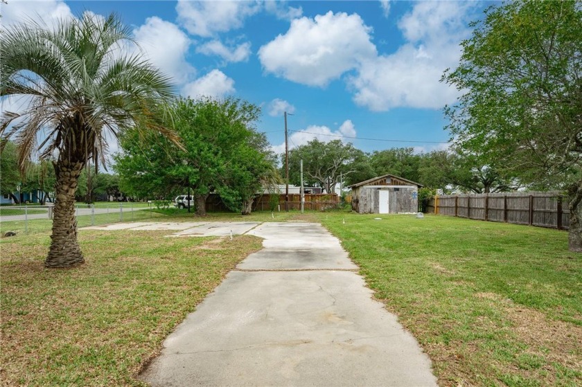 Located in the peaceful and well-established West Terrace - Beach Lot for sale in Rockport, Texas on Beachhouse.com