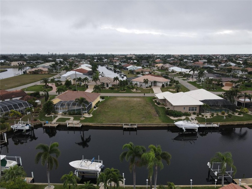 Beautiful lot in highly sought after Punta Gorda Isle! One of - Beach Lot for sale in Punta Gorda, Florida on Beachhouse.com