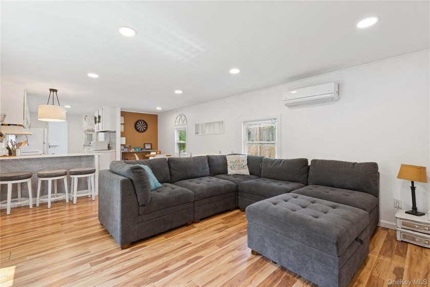 Welcome to 8 Railroad Avenue, a haven of comfort and convenience - Beach Home for sale in Jamesport, New York on Beachhouse.com