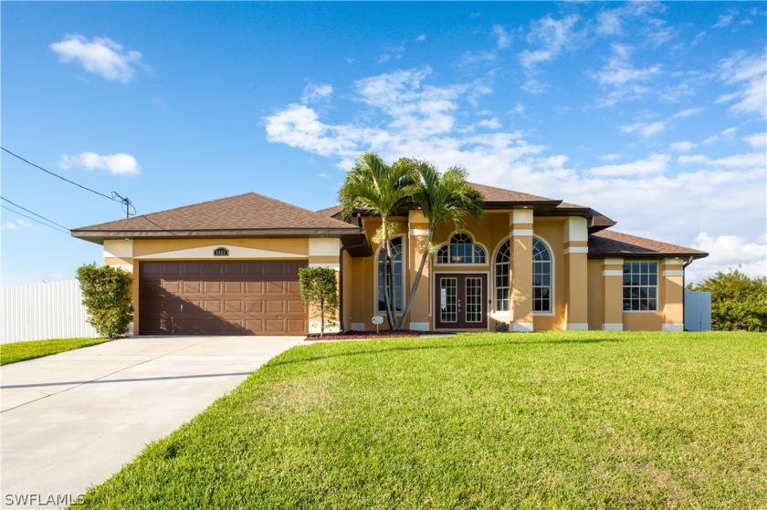 Look no further, your Florida home awaits you! Situated on a - Beach Home for sale in Cape Coral, Florida on Beachhouse.com