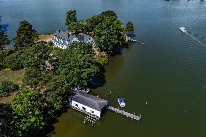 Seaboard is a beautiful waterfront home located in Reedville, VA - Beach Home for sale in Reedville, Virginia on Beachhouse.com