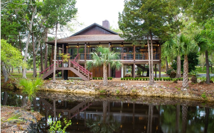 Luxury living on the water! This elaborate, custom 4 bedroom, 3 - Beach Home for sale in Steinhatchee, Florida on Beachhouse.com