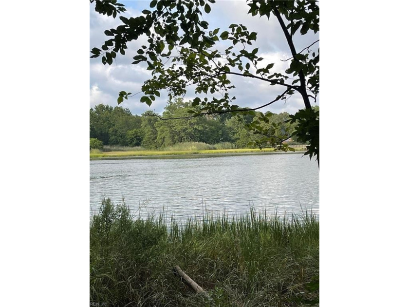 ABSOLUTELY BEAUTIFUL WOODED LOT WITH DEEP WATER ACCESS IN - Beach Lot for sale in Chesapeake, Virginia on Beachhouse.com
