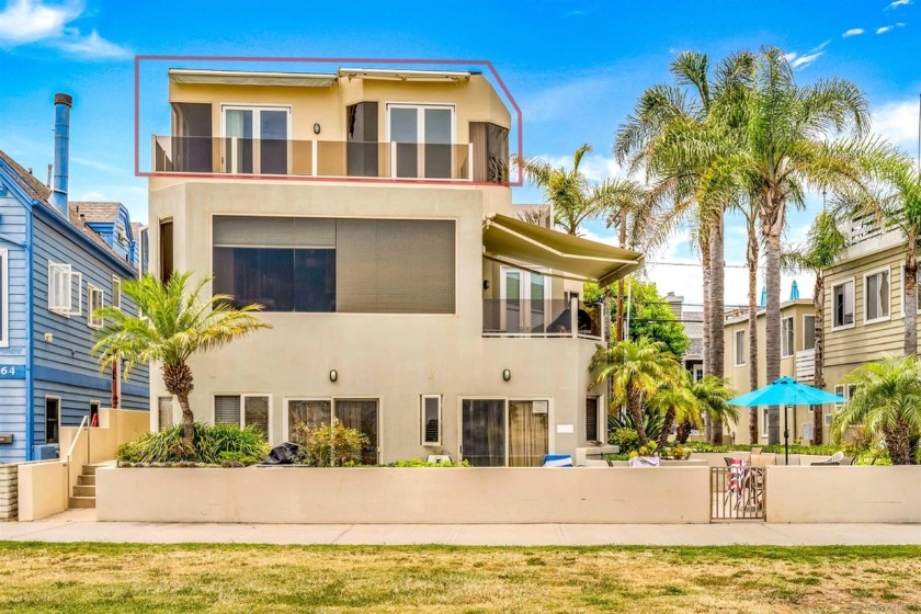 You'll love beach life at this 3-bed, 3-bath, single-story - Beach Home for sale in San Diego, California on Beachhouse.com