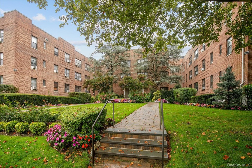 Elegant Studio Living at Canterbury Gardens, Located in the - Beach Lot for sale in Great Neck, New York on Beachhouse.com