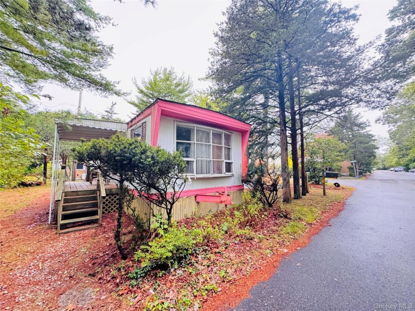 Welcome to 620 Montauk Highway, Unit #32, Westhampton Beach, NY! - Beach Home for sale in Westhampton Beach, New York on Beachhouse.com