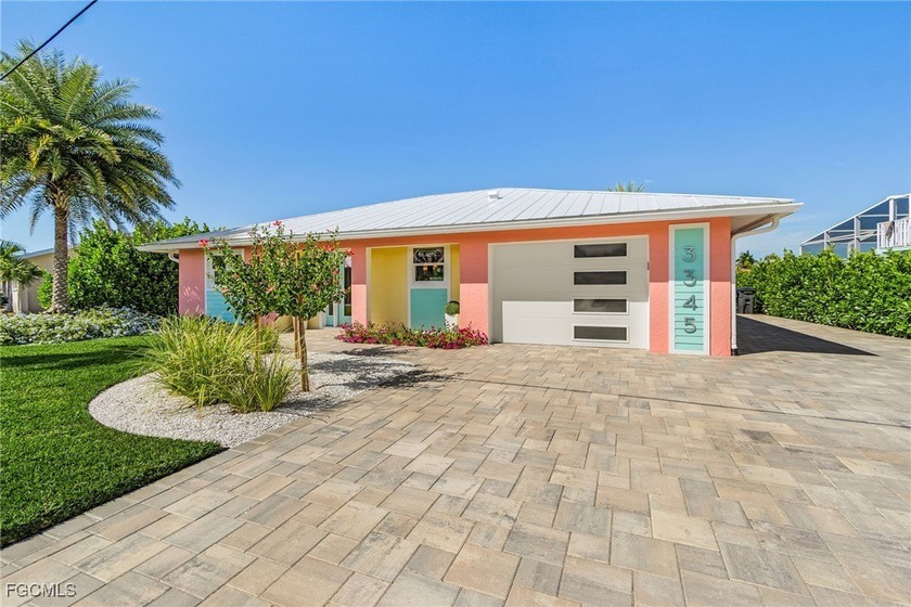 This is the perfect home you've been looking for! With a - Beach Home for sale in St. James City, Florida on Beachhouse.com