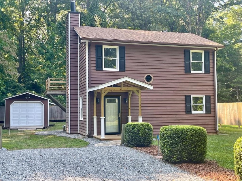 Location! Location! Location!  This recently renovated home has - Beach Home for sale in Reedville, Virginia on Beachhouse.com