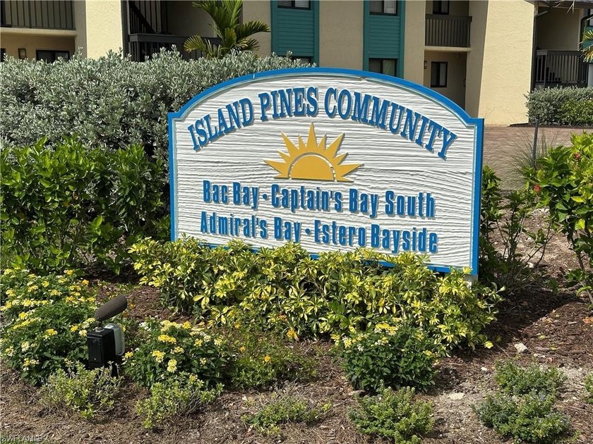 Captains Bay South on Fort Myers Beach offers a lovely 3-bedroom - Beach Condo for sale in Fort Myers Beach, Florida on Beachhouse.com