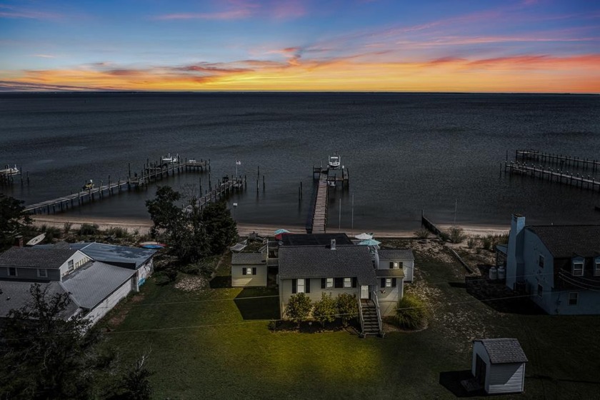 A Classic Coastal Beach Cottage where the Fun Begins ! - Beach Home for sale in Lottsburg, Virginia on Beachhouse.com