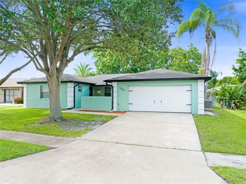 MOTIVATED SELLER! Your new home awaits! With a sleek new roof - Beach Home for sale in Melbourne, Florida on Beachhouse.com