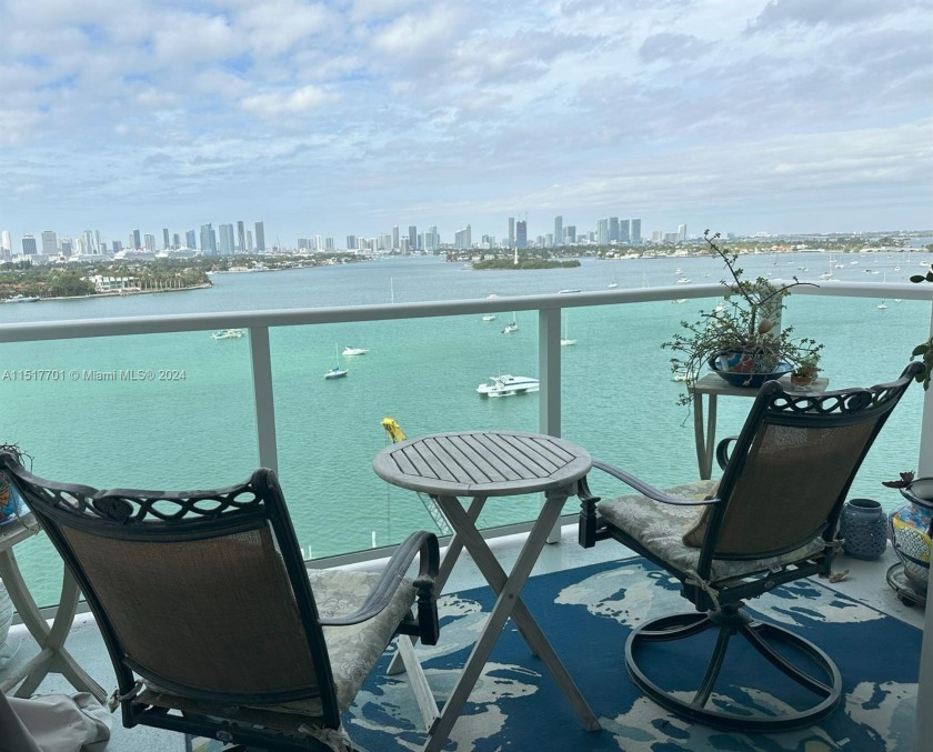 The ONLY Direct BAYVIEW and FULLY RENOVATED Studio in the - Beach Condo for sale in Miami Beach, Florida on Beachhouse.com
