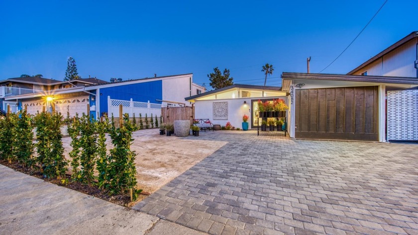MOTIVATED SELLER! Welcome to La Serena! This stunning, newly - Beach Home for sale in Dana Point, California on Beachhouse.com