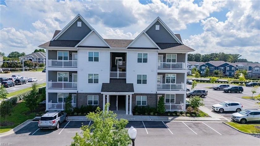 THIS IS THE ROWEN MODEL 2ND FLOOR, CORNER LOCATION. NEW LVP - Beach Condo for sale in Virginia Beach, Virginia on Beachhouse.com