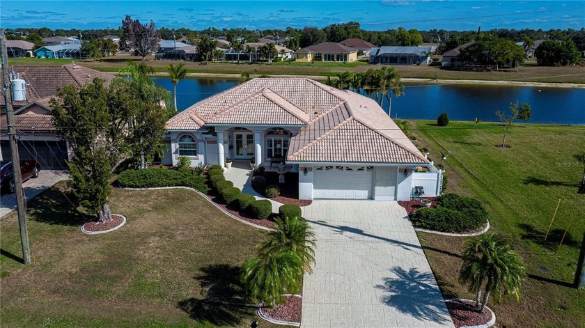 LAKEFRONT BEAUTY, this MAJESTIC 3 bedroom, 2.5 bath with large 2 - Beach Home for sale in Punta Gorda, Florida on Beachhouse.com