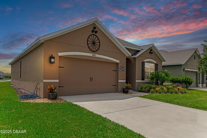 Welcome to Hawks Preserve, one of Port Orange's most - Beach Home for sale in Port Orange, Florida on Beachhouse.com