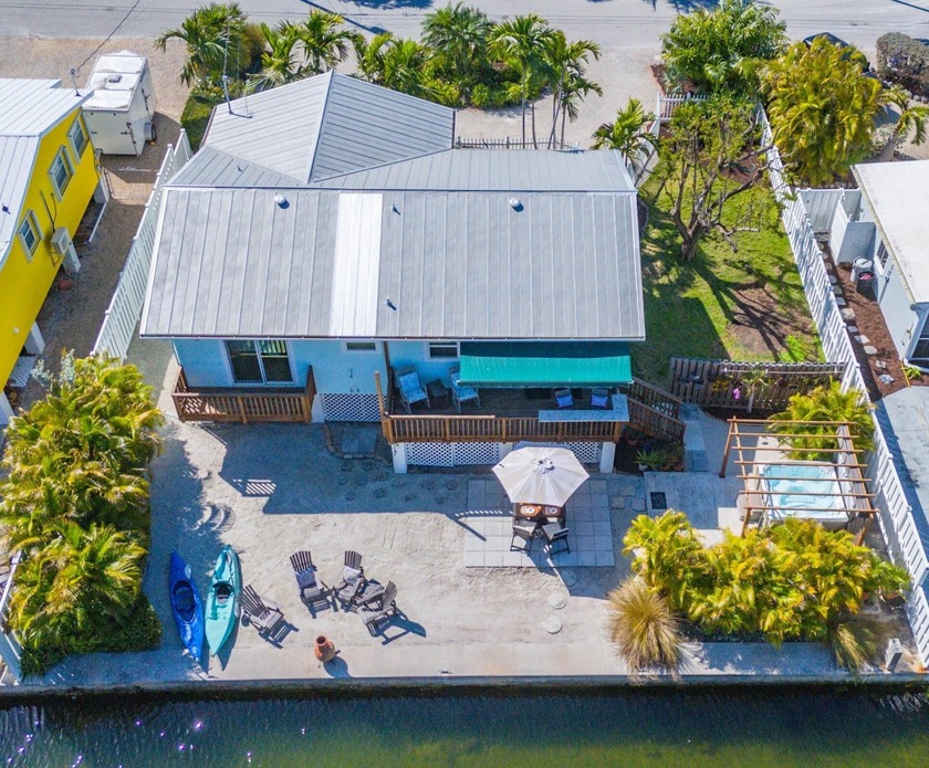 Welcome to this meticulously maintained and updated move-in - Beach Home for sale in Big Pine Key, Florida on Beachhouse.com