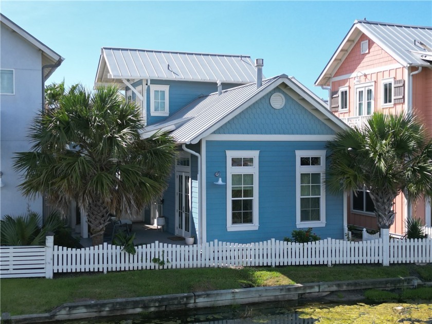 Costa Azul is a 2-bedroom 2-bath luxury cabin located in *The - Beach Condo for sale in Port Aransas, Texas on Beachhouse.com