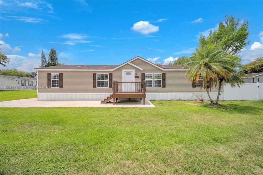 Turnkey, modernized 2008-BUILT 4BR/2BA double-wide home on an - Beach Home for sale in Pembroke Pines, Florida on Beachhouse.com