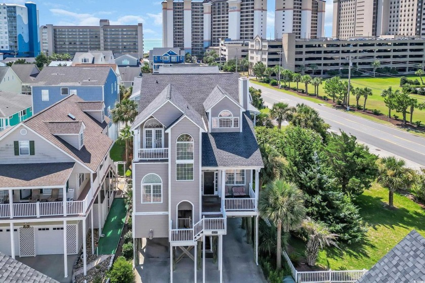 Welcome to 4725 Harmony Lane, North Myrtle Beach - a spacious - Beach Home for sale in North Myrtle Beach, South Carolina on Beachhouse.com