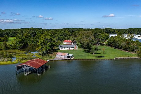 Discover Endless Possibilities at the Mouth of the Chesapeake - Beach Home for sale in Reedville, Virginia on Beachhouse.com