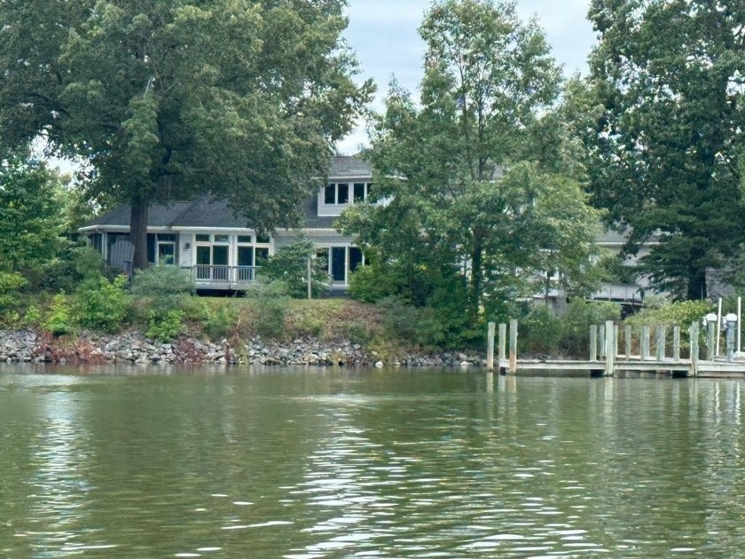 Expansive, modern home, with detached garage and apartment on - Beach Home for sale in Heathsville, Virginia on Beachhouse.com