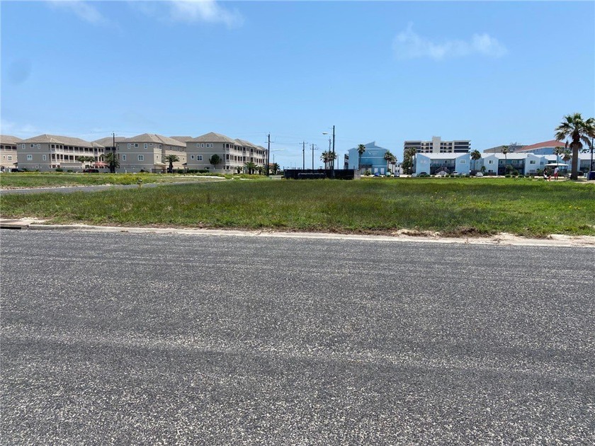 Rare Island Find! Situated on +/- 0.40 of an acre, this huge - Beach Lot for sale in Corpus Christi, Texas on Beachhouse.com