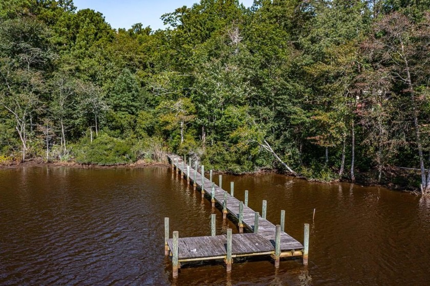 Beautiful waterfront parcel with PIER!  2.87+/- acres to build - Beach Lot for sale in Heathsville, Virginia on Beachhouse.com