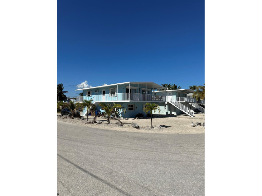 A amazing 5 bedroom 2 Bath solid concrete home, including the - Beach Home for sale in Key Largo, Florida on Beachhouse.com