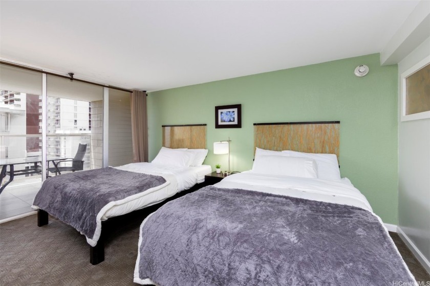 Situated in the center of Waikiki, Island Colony is a - Beach Condo for sale in Honolulu, Hawaii on Beachhouse.com