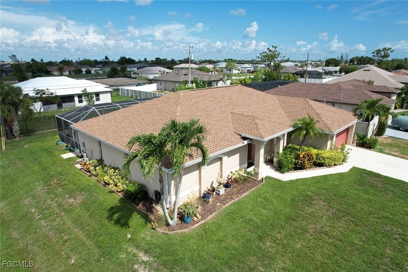 Escape to Paradise with this well maintained and spacious Cape - Beach Home for sale in Cape Coral, Florida on Beachhouse.com
