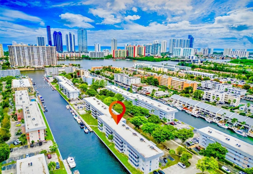 PLEASE TEXT FOR SHOWING REQUESTS OR - Beach Condo for sale in North Miami Beach, Florida on Beachhouse.com