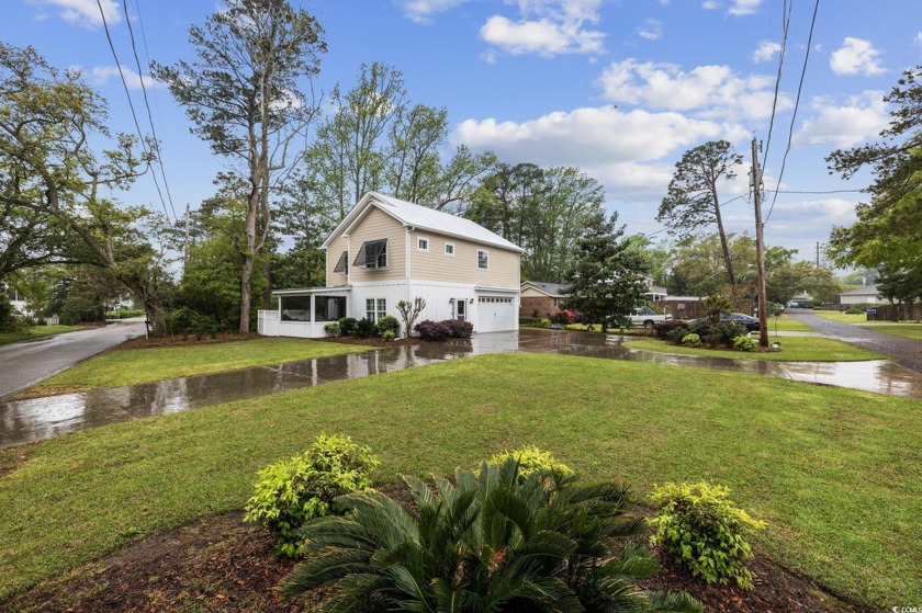 Imagine waking up to the sound of waves and the scent of the - Beach Home for sale in Murrells Inlet, South Carolina on Beachhouse.com