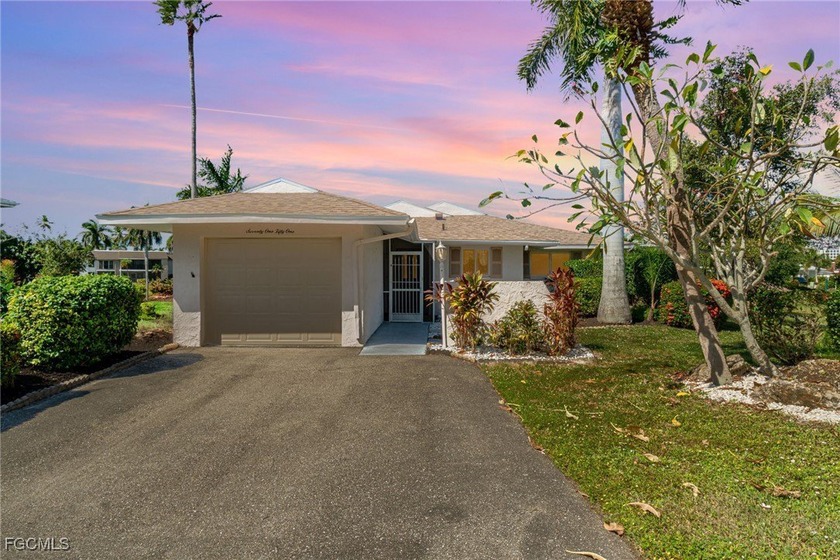 Discover your slice of paradise at 7151 Blanquilla Ct in Fort - Beach Home for sale in Fort Myers, Florida on Beachhouse.com