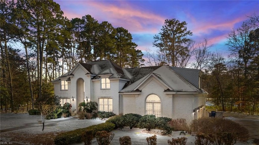 Welcome to this exceptional estate in the highly desirable - Beach Home for sale in Williamsburg, Virginia on Beachhouse.com