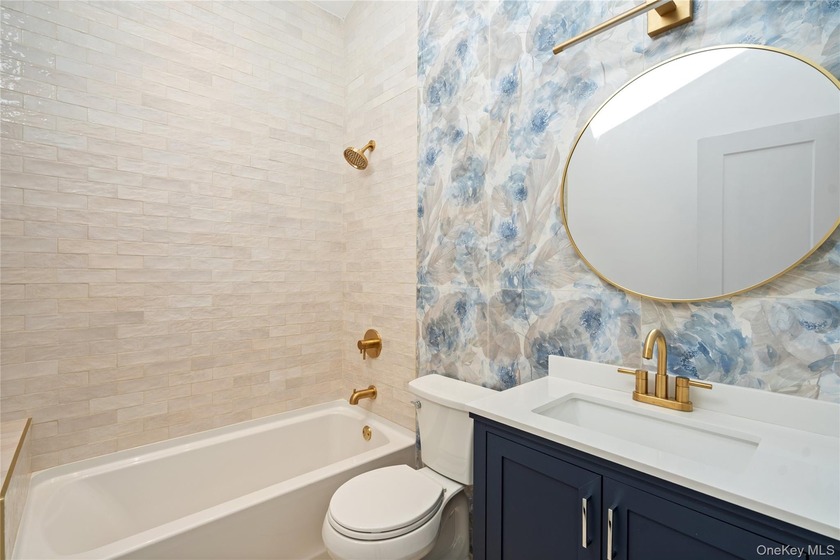 Beautifully redesigned and COMPLETELY renovated 5-bedroom - Beach Home for sale in Seaford, New York on Beachhouse.com