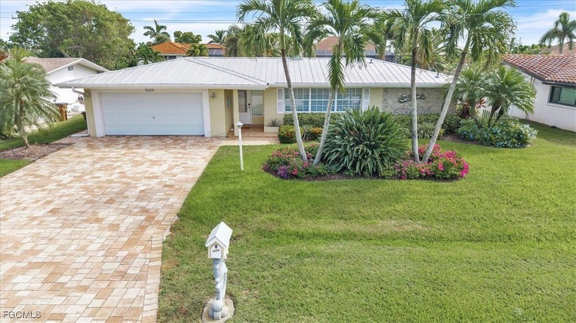 Experience the Southwest Florida Lifestyle, in this dream home - Beach Home for sale in Cape Coral, Florida on Beachhouse.com