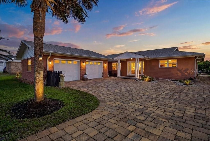 Situated on an oversized 0.30-acre lot, this solid block - Beach Home for sale in Palm Coast, Florida on Beachhouse.com