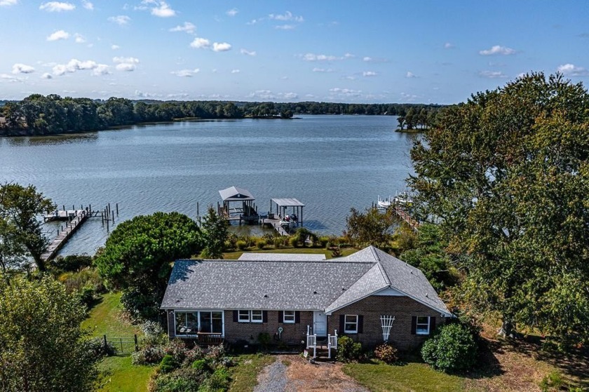 Nature Lovers Retreat, this One level brick Waterfront Home on - Beach Home for sale in Montross, Virginia on Beachhouse.com