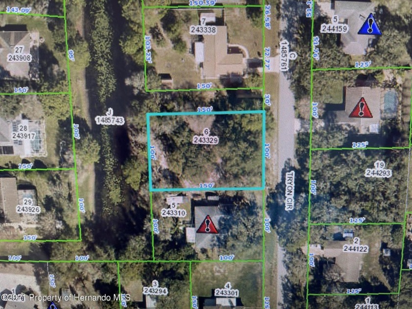 EXCELLENT BUILDING SITE BACKING TO WATERWAY NO BUILD AREA BEHIND - Beach Lot for sale in Spring Hill, Florida on Beachhouse.com