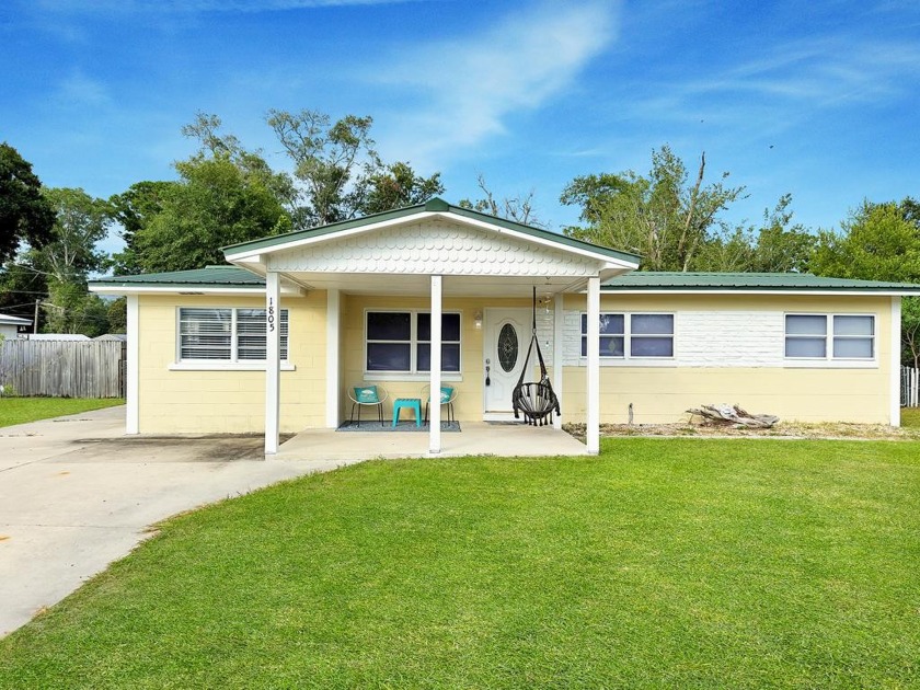 Looking for room to grow? Vacation getaway? Long term rental - Beach Home for sale in Port St Joe, Florida on Beachhouse.com