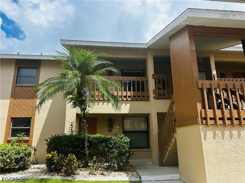 Gulf Access condo in beautiful area, well maintained complex - Beach Condo for sale in North Fort Myers, Florida on Beachhouse.com