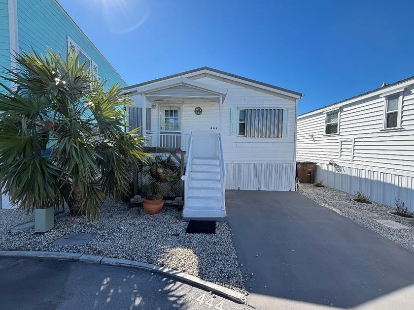 Affordable piece of paradise! Fully furnished, move in ready - Beach Home for sale in Cudjoe Key, Florida on Beachhouse.com