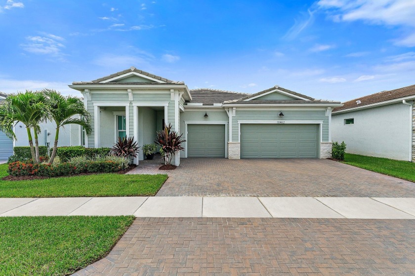 Luxuriously appointed and located in the 55+ active adult - Beach Home for sale in Port Saint Lucie, Florida on Beachhouse.com